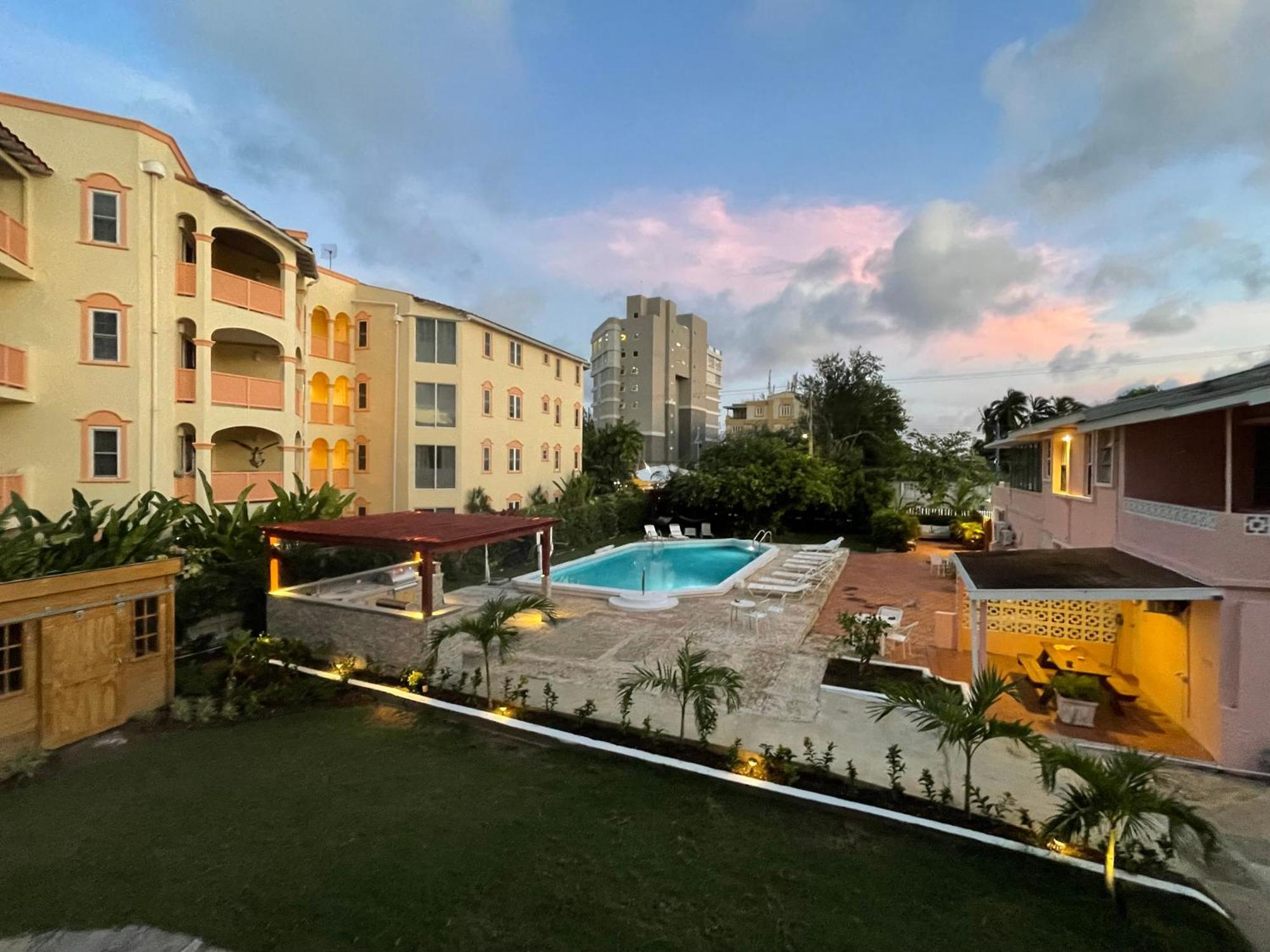 The Monteray Hotel Крайст-Черч Экстерьер фото